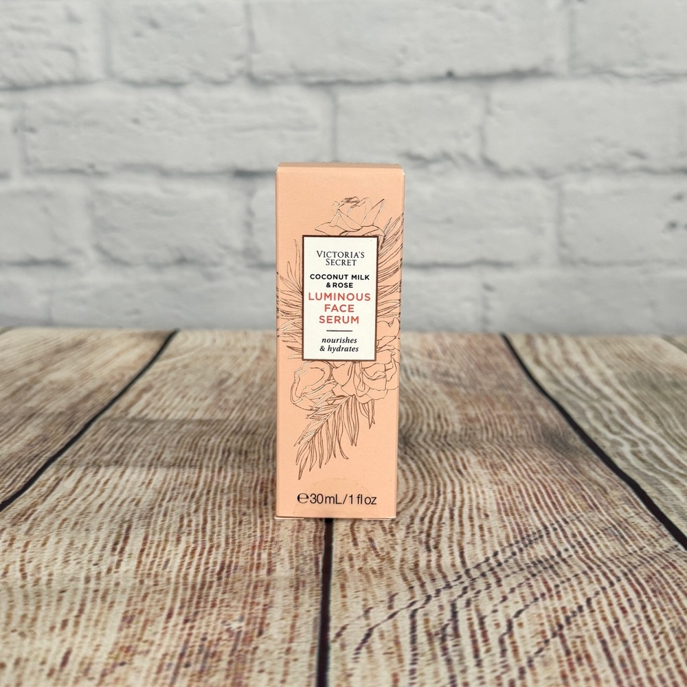 New Victoria's Secret Coconut Milk & Rose Luminous Face Serum